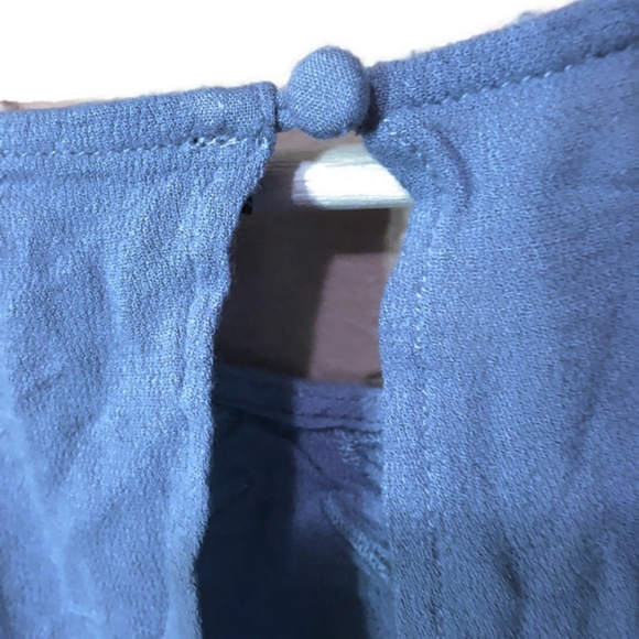 Top - Picture 4 of 4